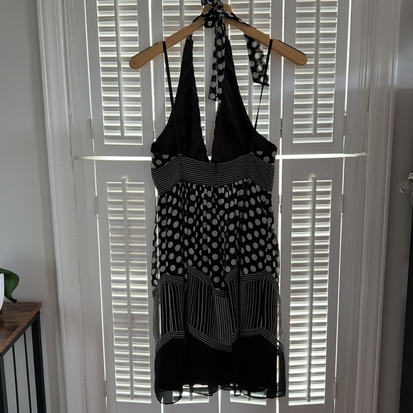 BCBG Max Azria Black & White Silk Halter Neck Party Dress - size 6 - Picture 2 of 5